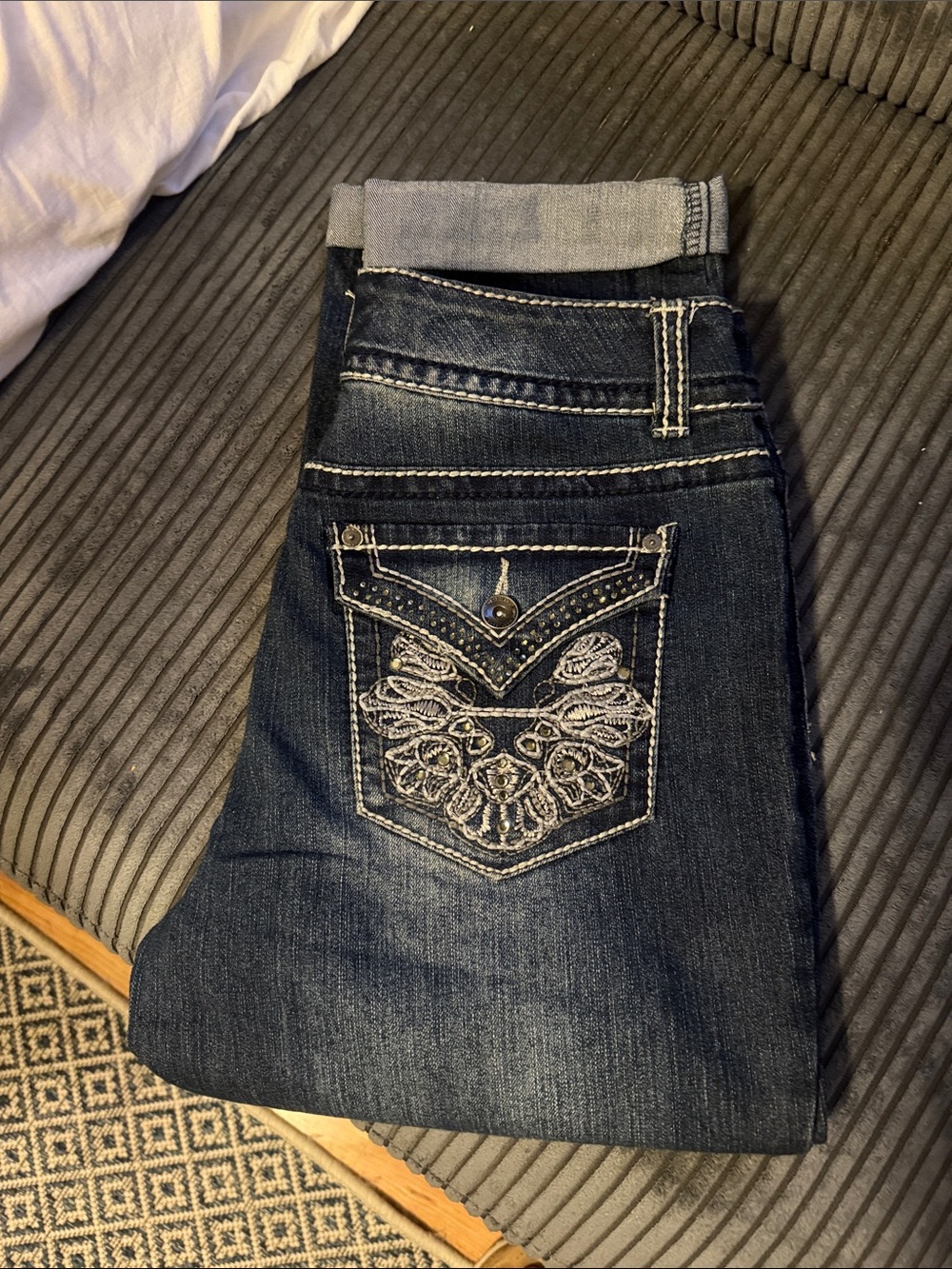 Nine West Dark Blue ankle Jeans with Embroidered Back Pocket